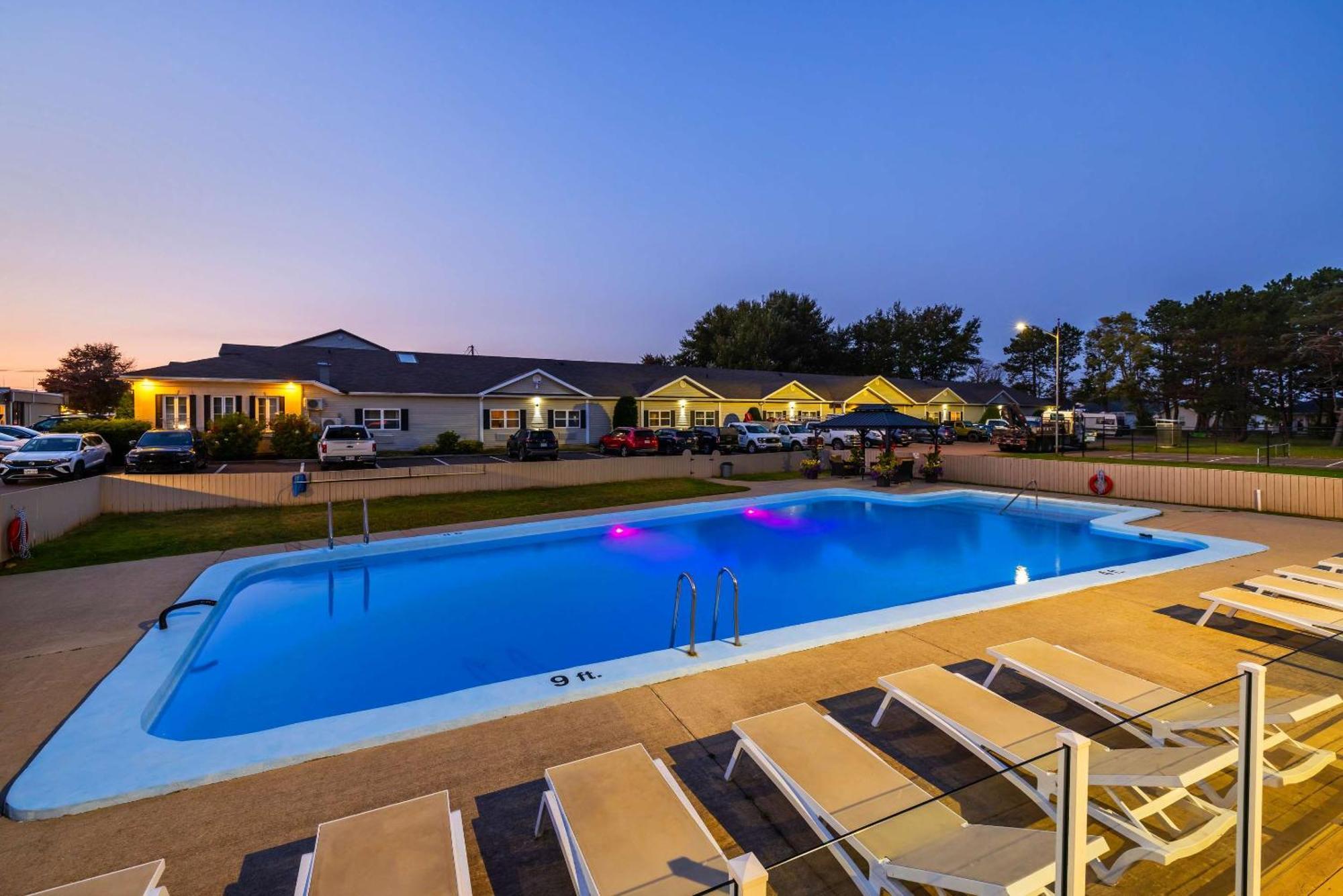 Quality Inn & Suites Garden Of The Gulf Summerside Dış mekan fotoğraf